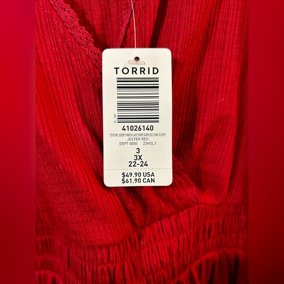 Torrid Textured V-Neck Babydoll - Picture 7 of 7